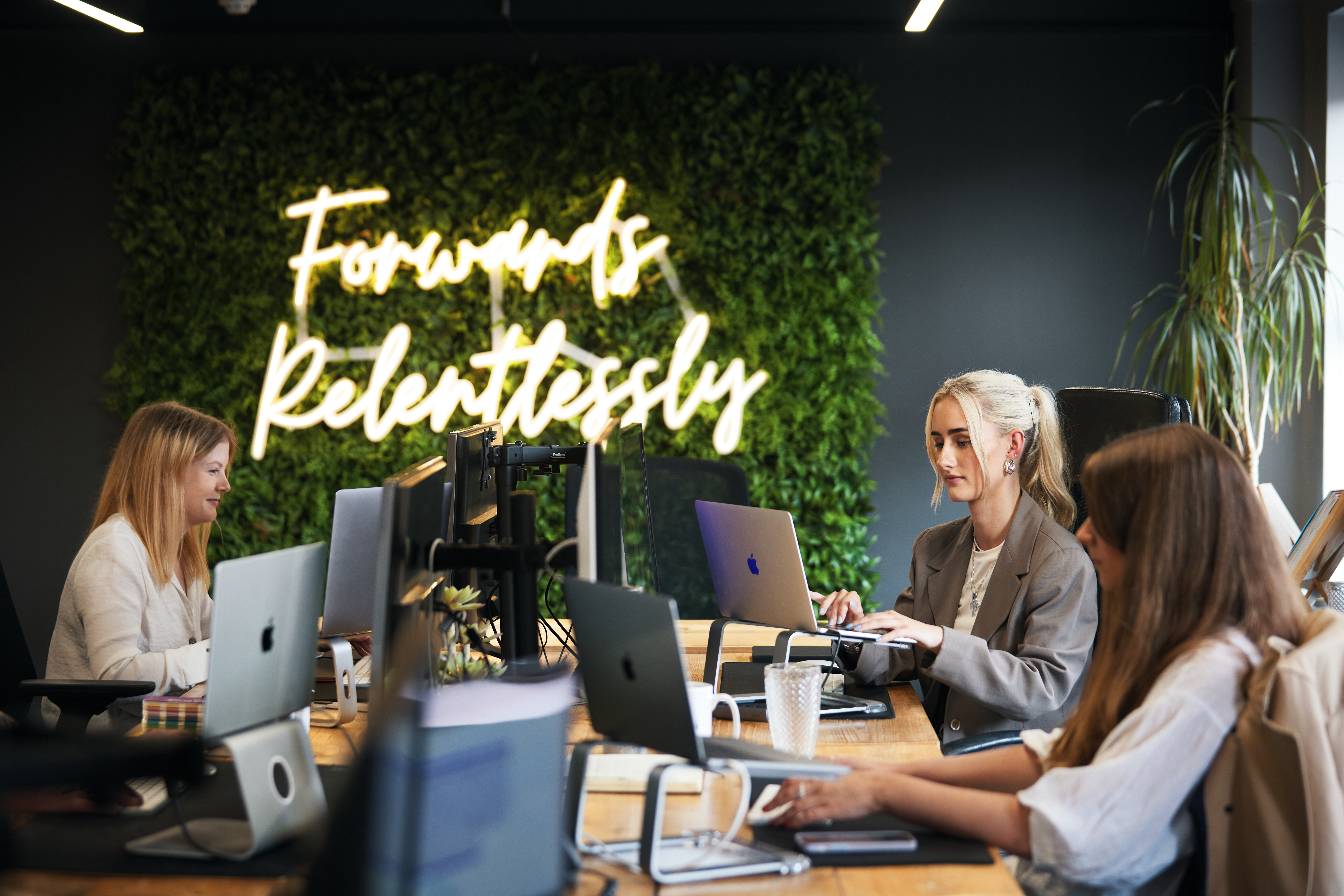 Impression Lifestyle 208